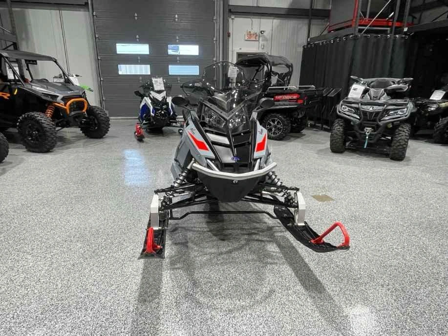 2024 Polaris 550 Voyageur Adventure 144 alt