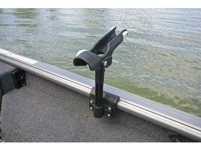 2025 Lund Boat Co 1775 Impact Xs alt