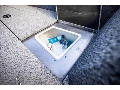 Lund Boat Co 1875 IMPACT XS 2024