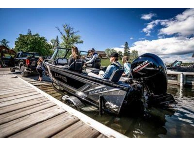 2024 Lund Boat Co 1875 Impact Xs alt