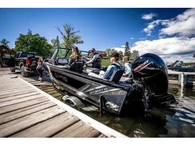 Lund Boat Co 1875 IMPACT XS 2024