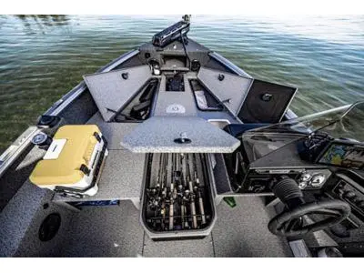 Lund Boat Co 1875 IMPACT XS 2024