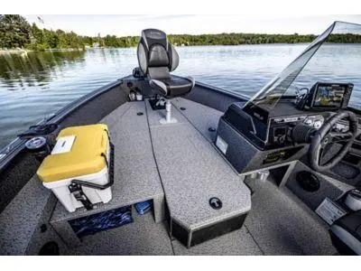 Lund Boat Co 1875 IMPACT XS 2024