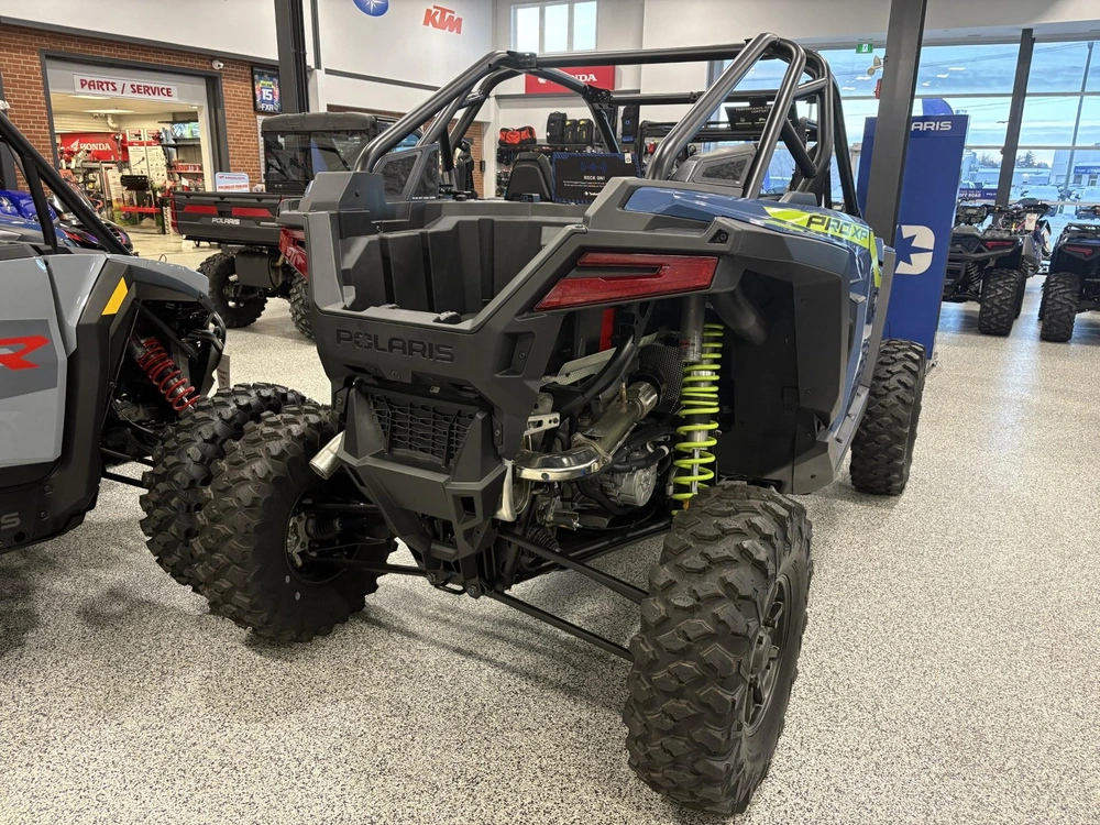 2025 Polaris Razor Pro Xp Premium alt