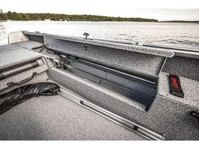 Lund Boat Co 1875 IMPACT XS 2024