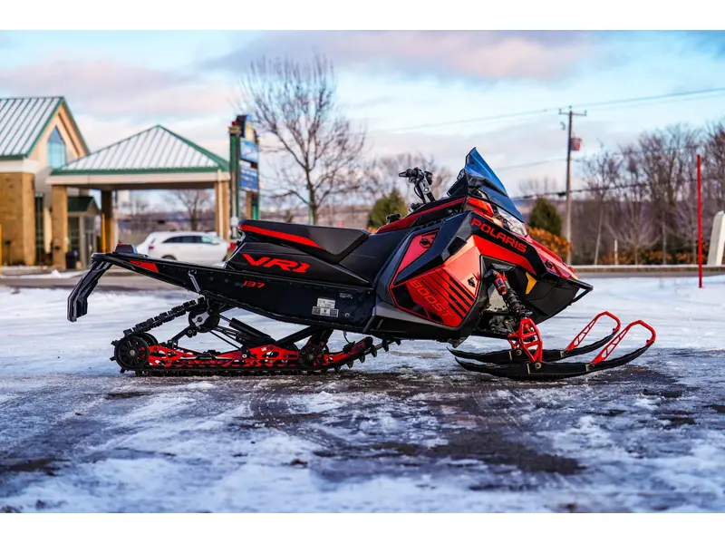 2025 Polaris BOOST INDY VR1 DYNAMIX 137