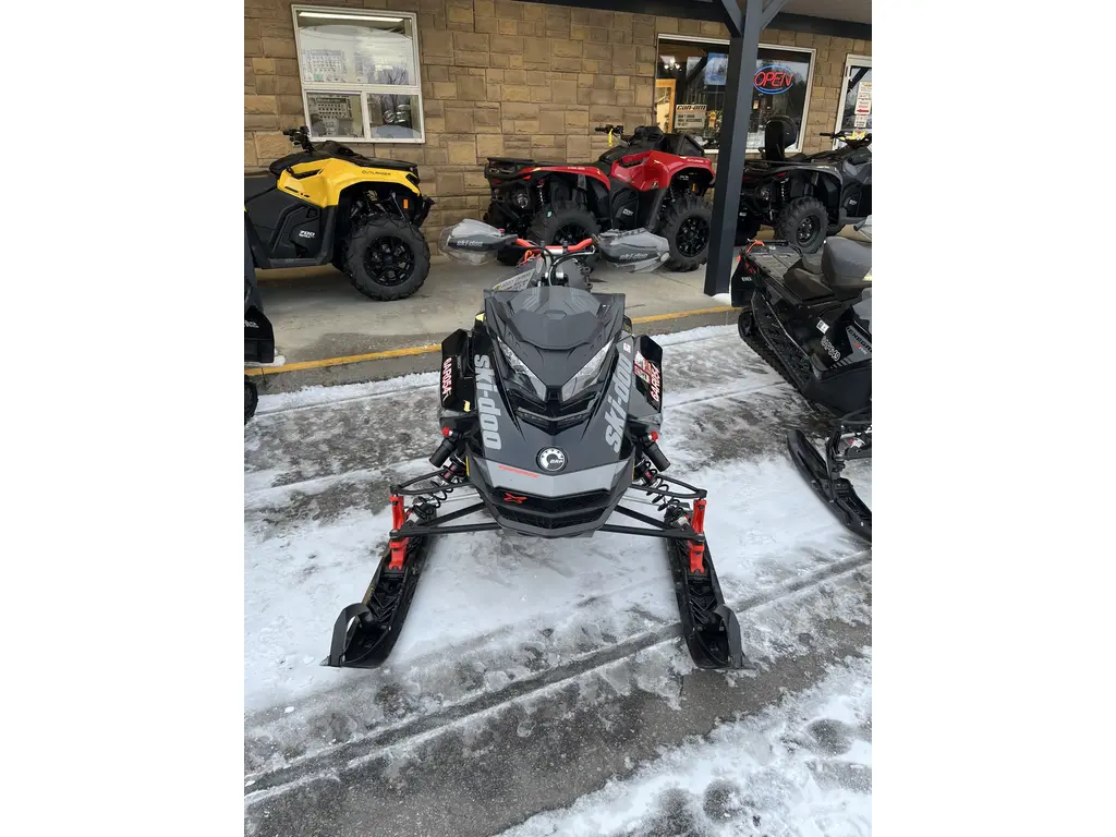 2020 Ski-Doo RENEGADE 850 XRS