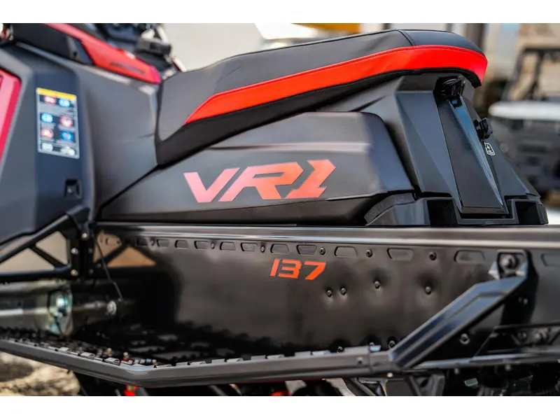 2025 Polaris BOOST INDY VR1 DYNAMIX 137