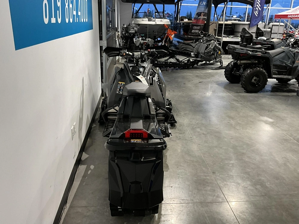 Polaris 850 Switchback Assault 146 500$ De Réduction, Jusqu'au 30-06-25 2025 alt