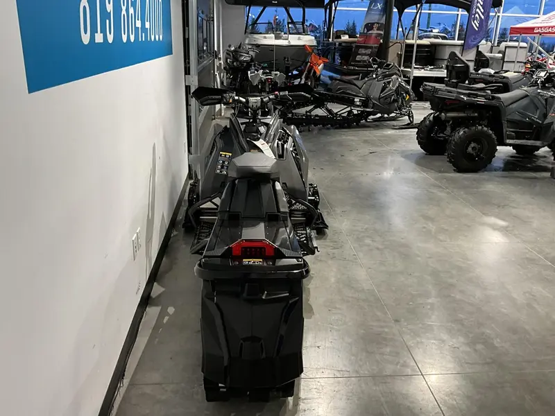2025 Polaris 850 Switchback Assault 146