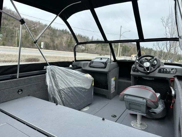 2023 Princecraft Sport 172 alt