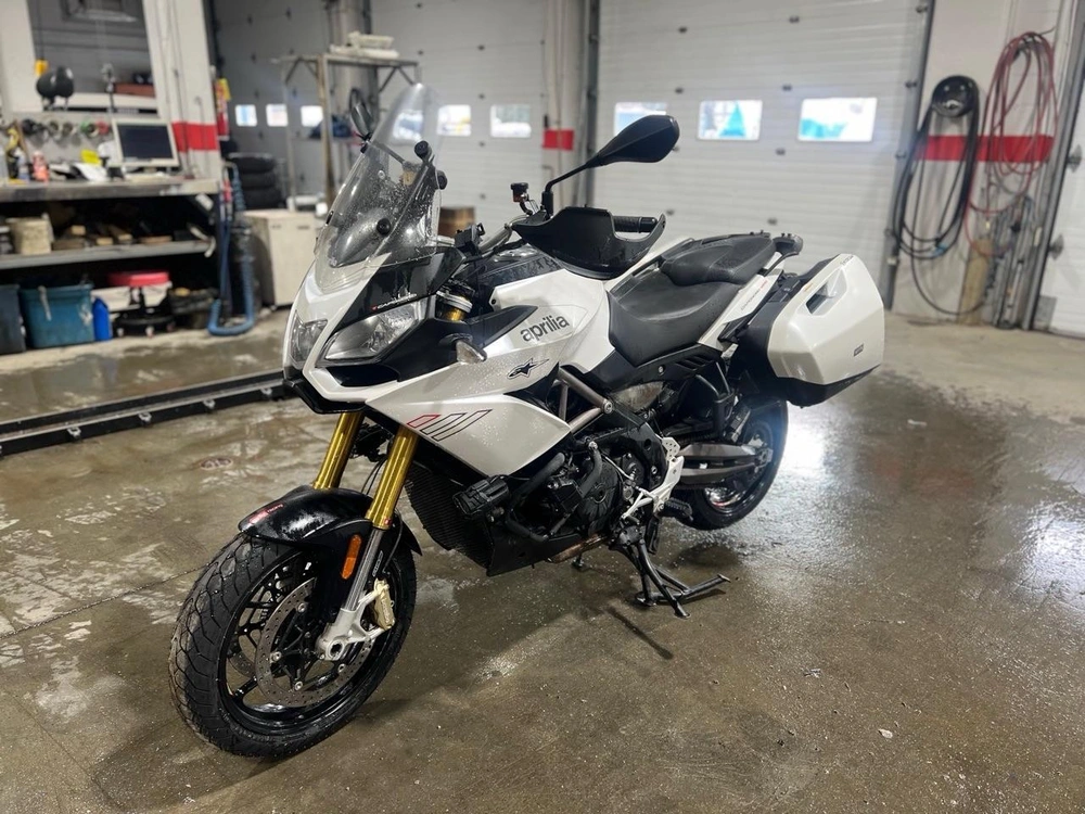 Aprilia Caponord 1200 Travel Pack 2015 alt