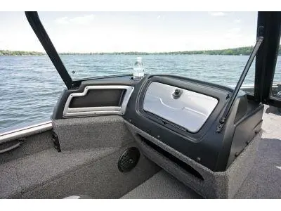 Lund Boat Co 1775 IMPACT XS 2025