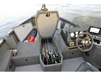 2025 Lund Boat Co 1775 Impact Xs alt