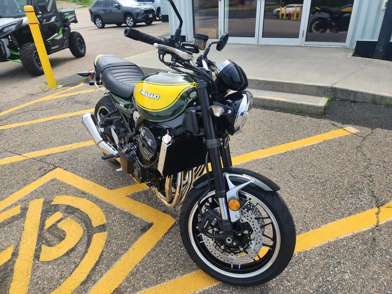 2024 Kawasaki ZR900CRACN Z900RS