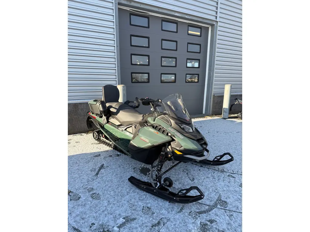 2024 Ski-Doo Grand Touring LE / Luxe