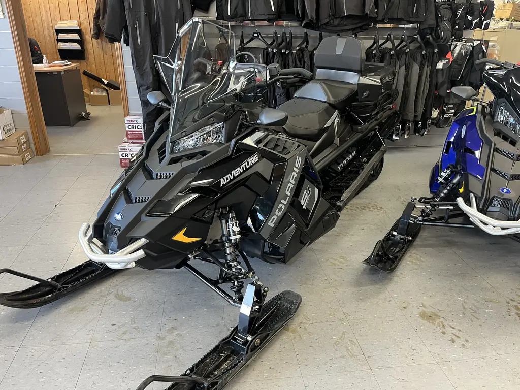 Polaris Prostar S4 titan adventure 155  2025