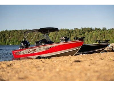2024 Lund Boat Co 1875 Impact Xs alt