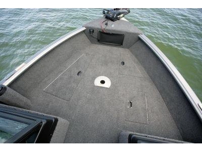 2025 Lund Boat Co 1775 Impact Xs alt