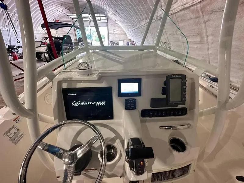 Sailfish 220 CC 2022