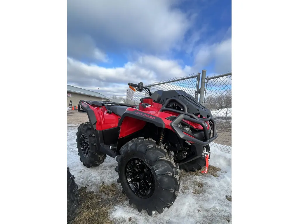 2024 Can-Am OUT XMR 850 