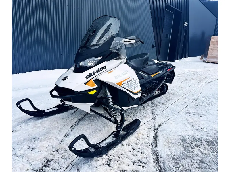 2017 Ski-Doo RENEGADE ADRENALINE 850