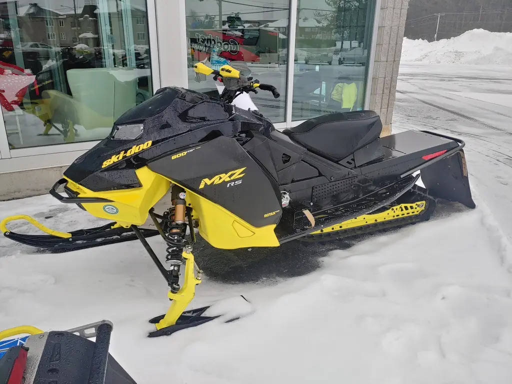 2022 Ski-Doo MXZ 600 RS