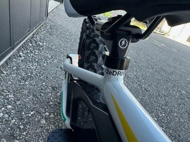 Husqvarna 12 E Drive 2024 alt