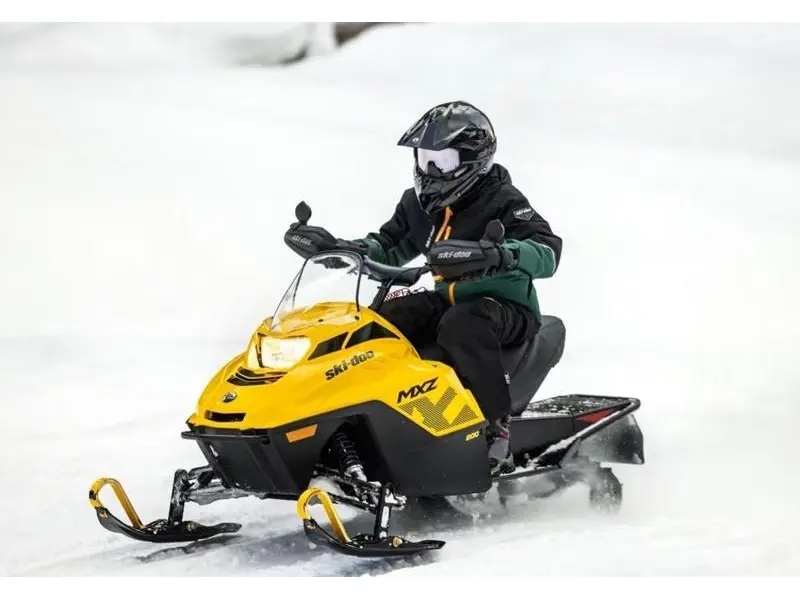 Ski-Doo MXZ 200 YWSB 2025