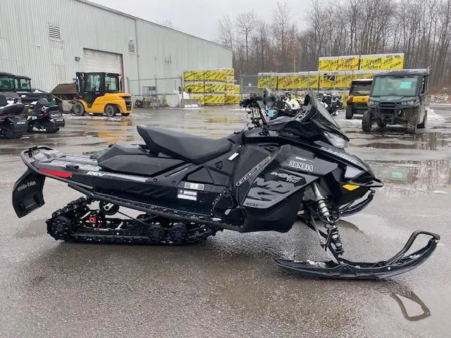 2017 Ski-Doo MXZ TNT 850 E-TEC 129” SAVE $2396 RABAIS