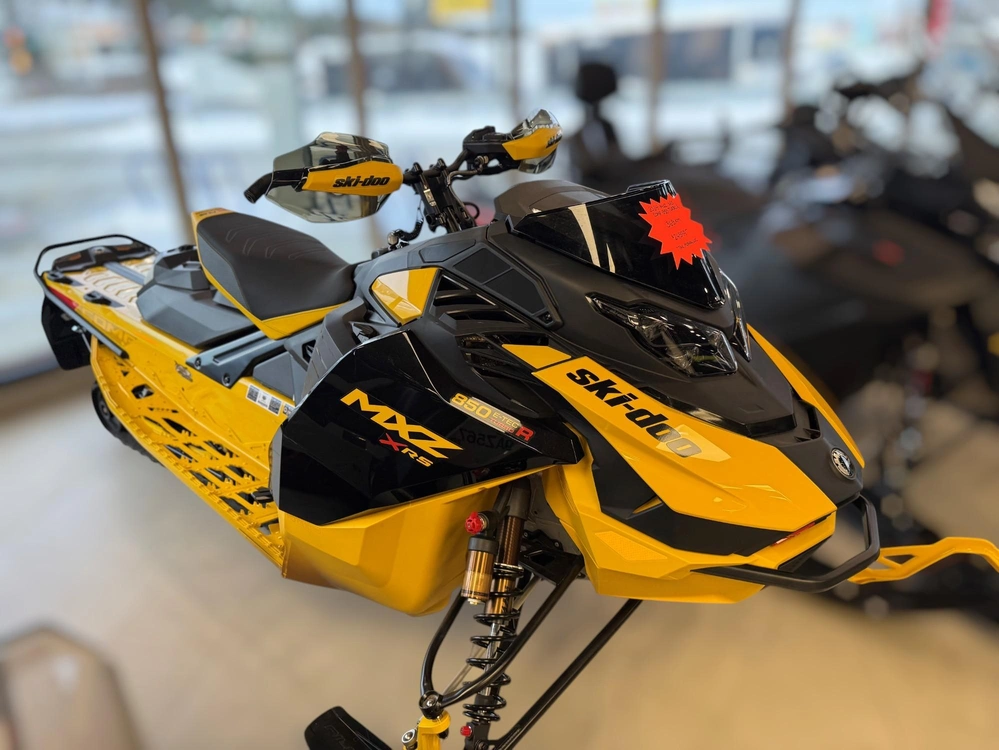 2024 Ski-doo Demo - Mxz Xrs Comp. 850 E-tec Turbo R Ripsaw Ii 2-ply 1.25" Shot 10.25t alt