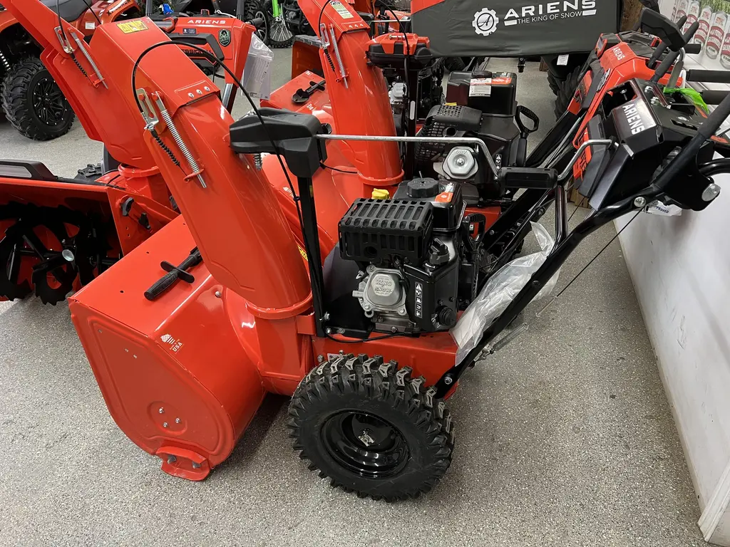 Ariens Deluxe 28 DLE 2025