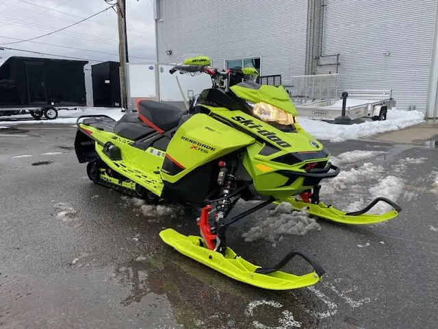 2020 Ski-Doo RENEGADE X-RS 850 E-TEC 137 SAVE $600 RABAIS