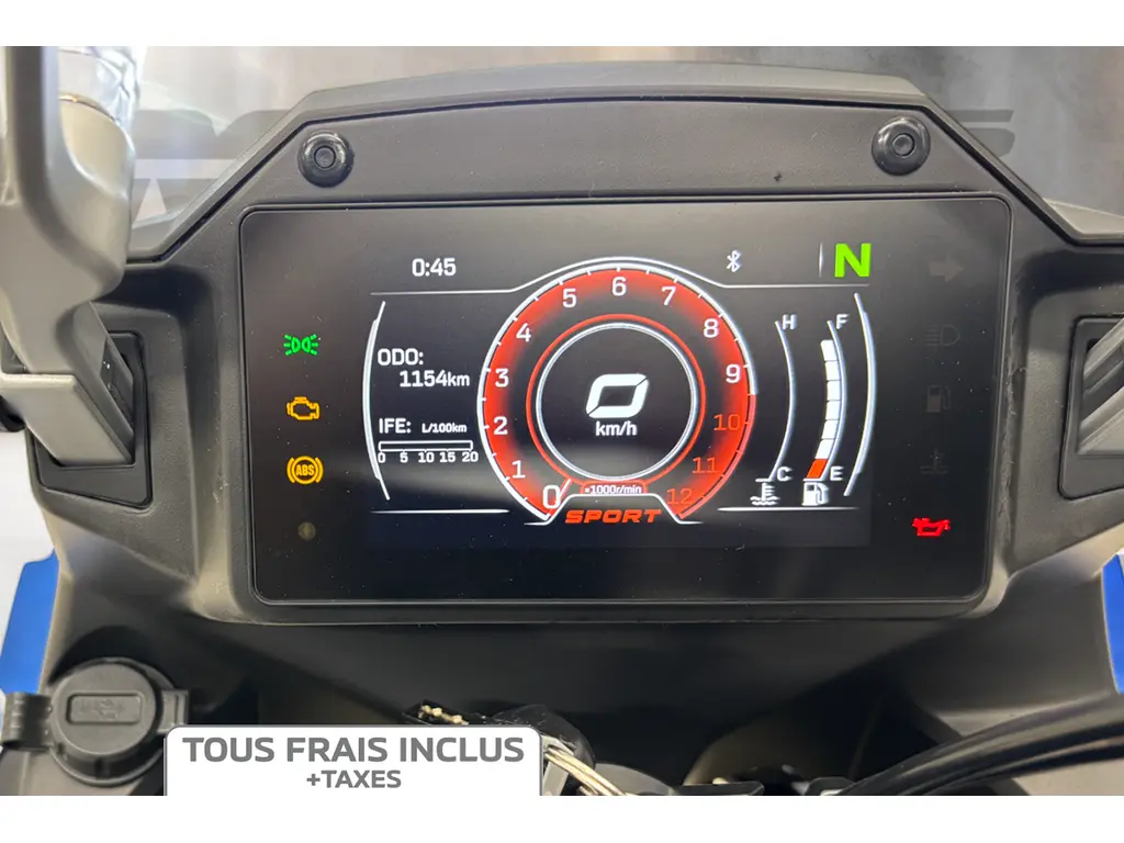 2023 CFMOTO 650 MT Adventura - Frais inclus+Taxes