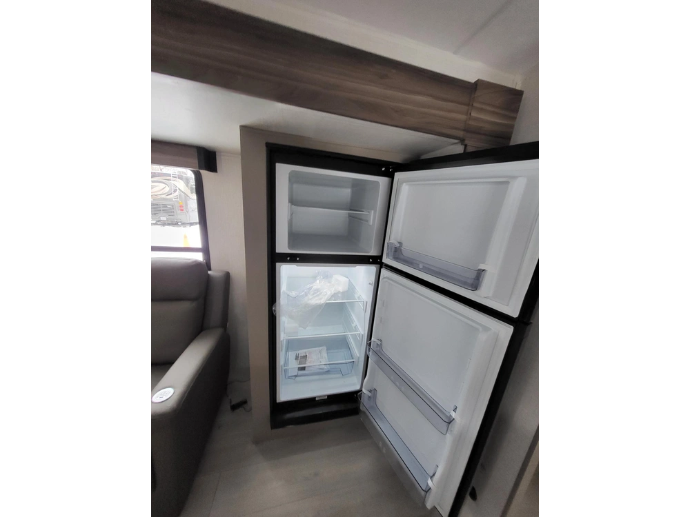 Kz-rv Connect Se C221rbse 2025 alt