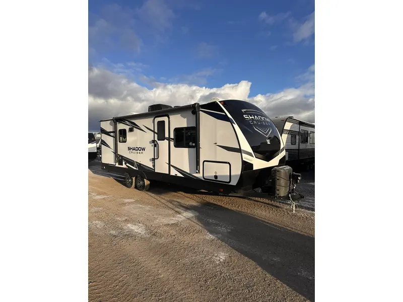 2022 Cruiser RV Shadow cruiser 239RBS