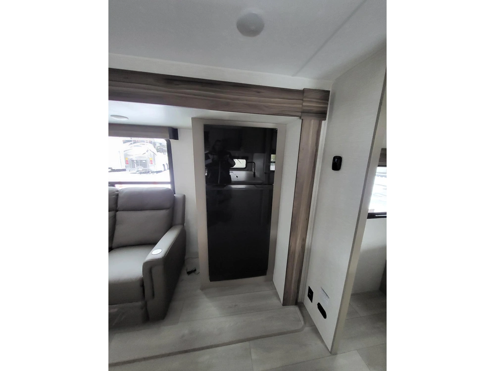 Kz-rv Connect Se C221rbse 2025 alt