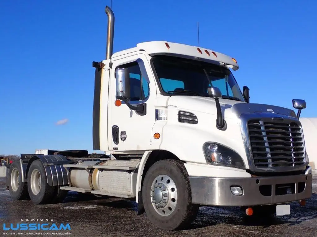 2015 Freightliner CASCADIA