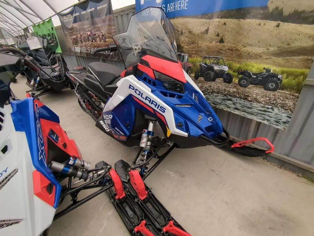 2022 Polaris 850 Indy XCR 136 