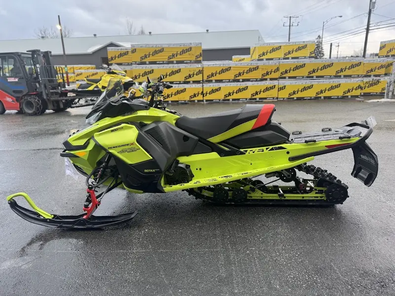 2020 Ski-Doo Renegade x 900 Turbo