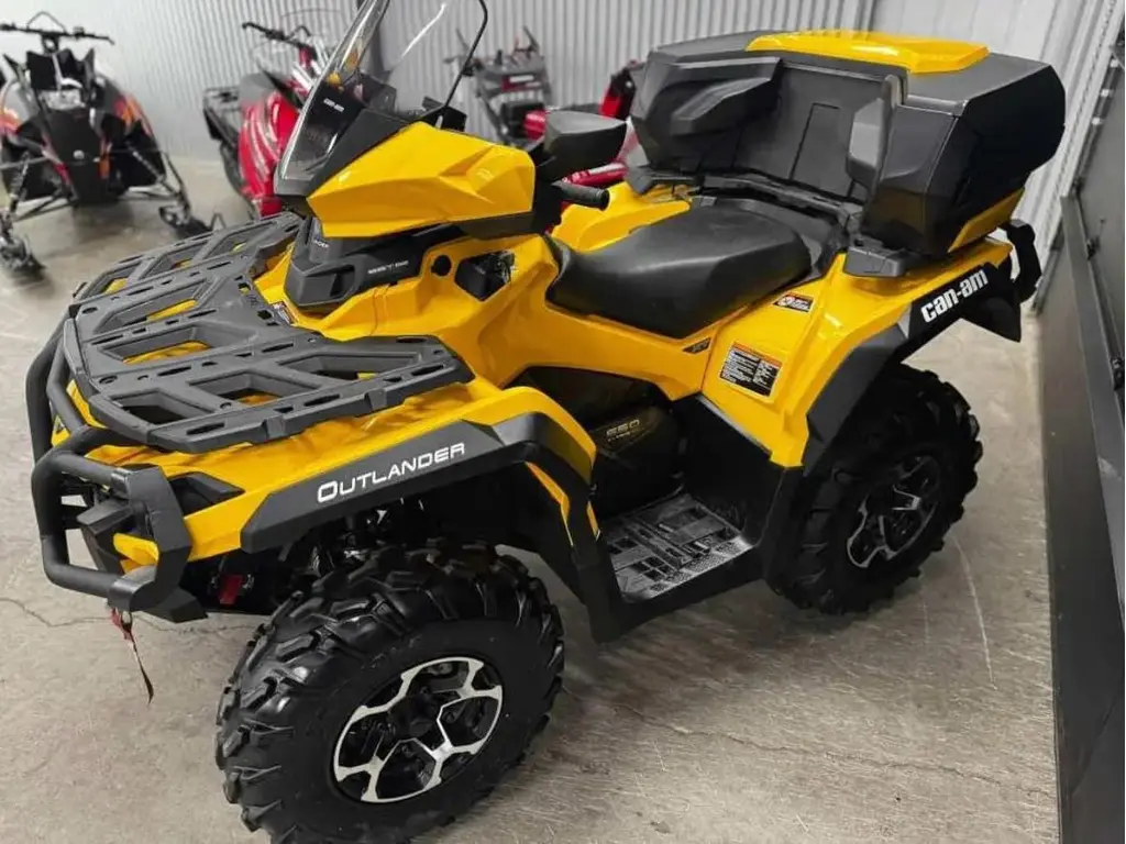 2013 Can-Am OUTLANDER 650 XT