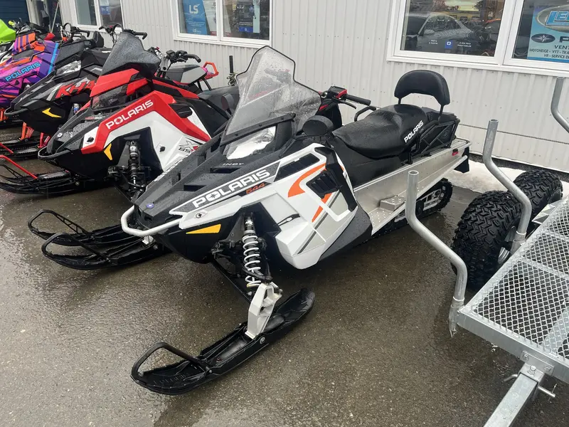 2016 Polaris 550 INDY LXT S16CT5BSL