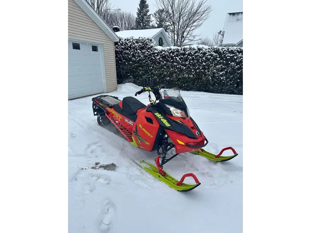 2016 Ski-Doo SUMMIT 800 E-TEC 154P