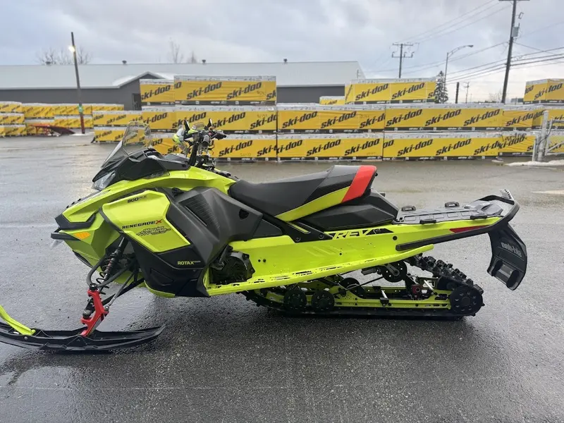 2020 Ski-Doo Renegade x 900 Turbo