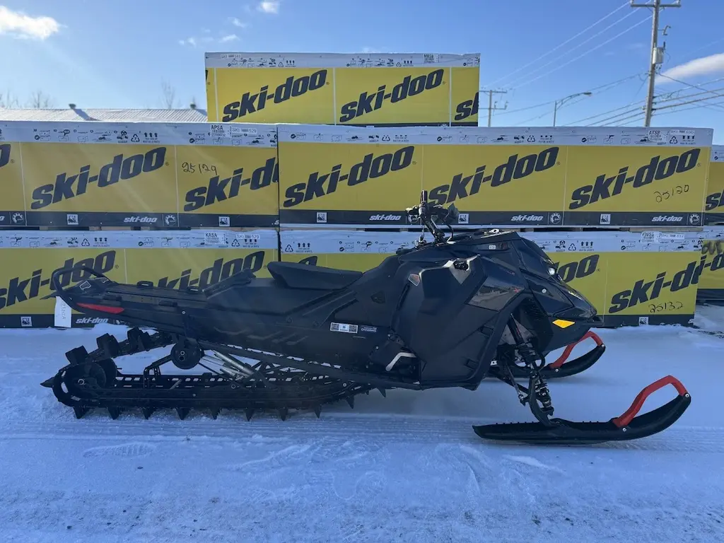 2023 Ski-Doo Summit X Expert 850 Turbo R