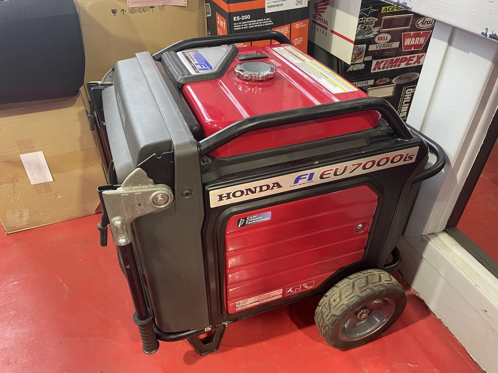 Honda Eu 7000 Is 2014 alt