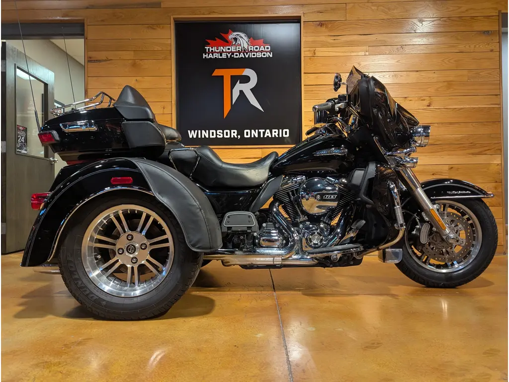 2014 Harley-Davidson Trike FLHTCUTG