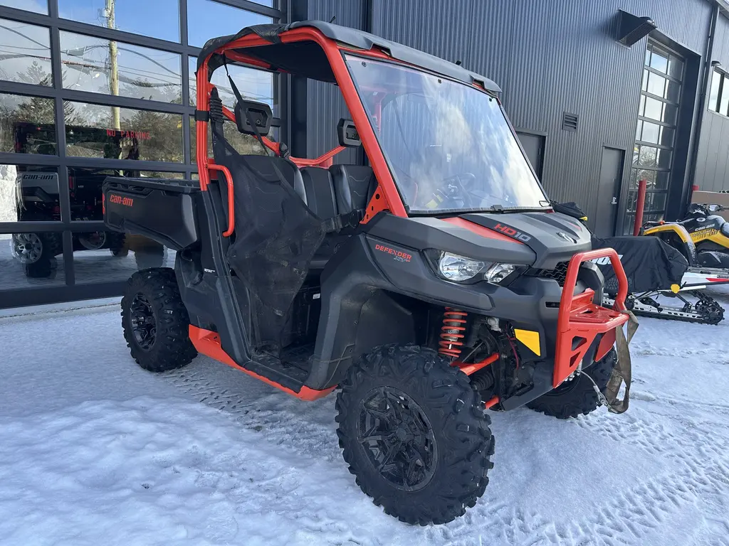 2019 Can-Am DEFENDER XT-P HD10 