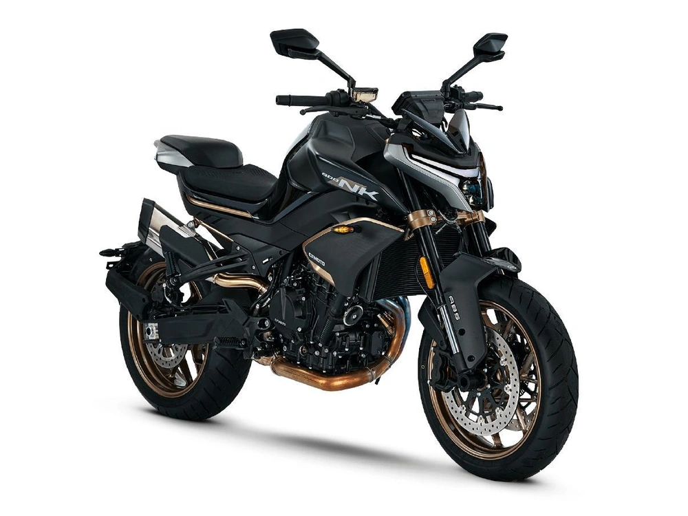 Cfmoto 800nk 2025 alt