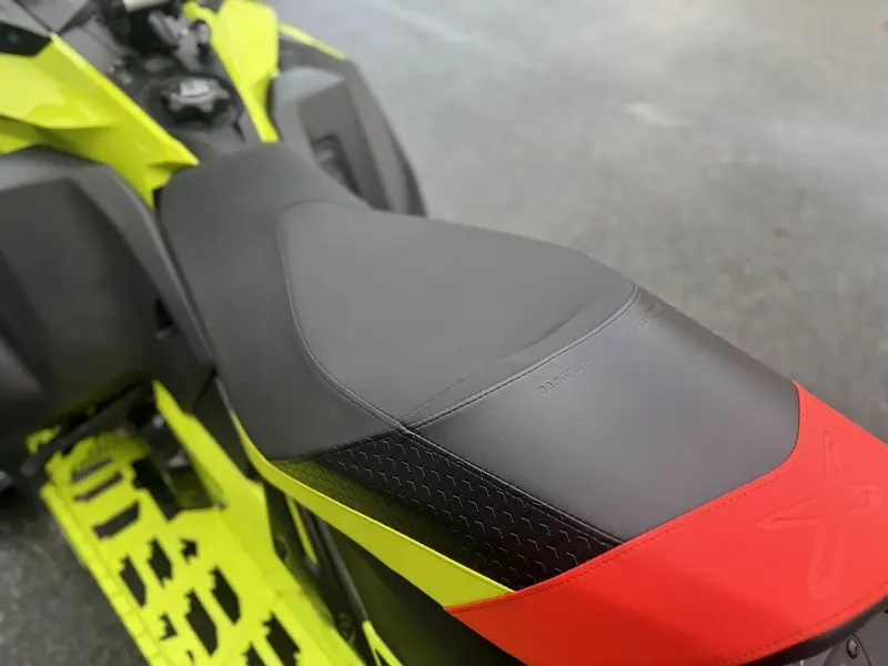 2020 Ski-Doo Renegade x 900 Turbo